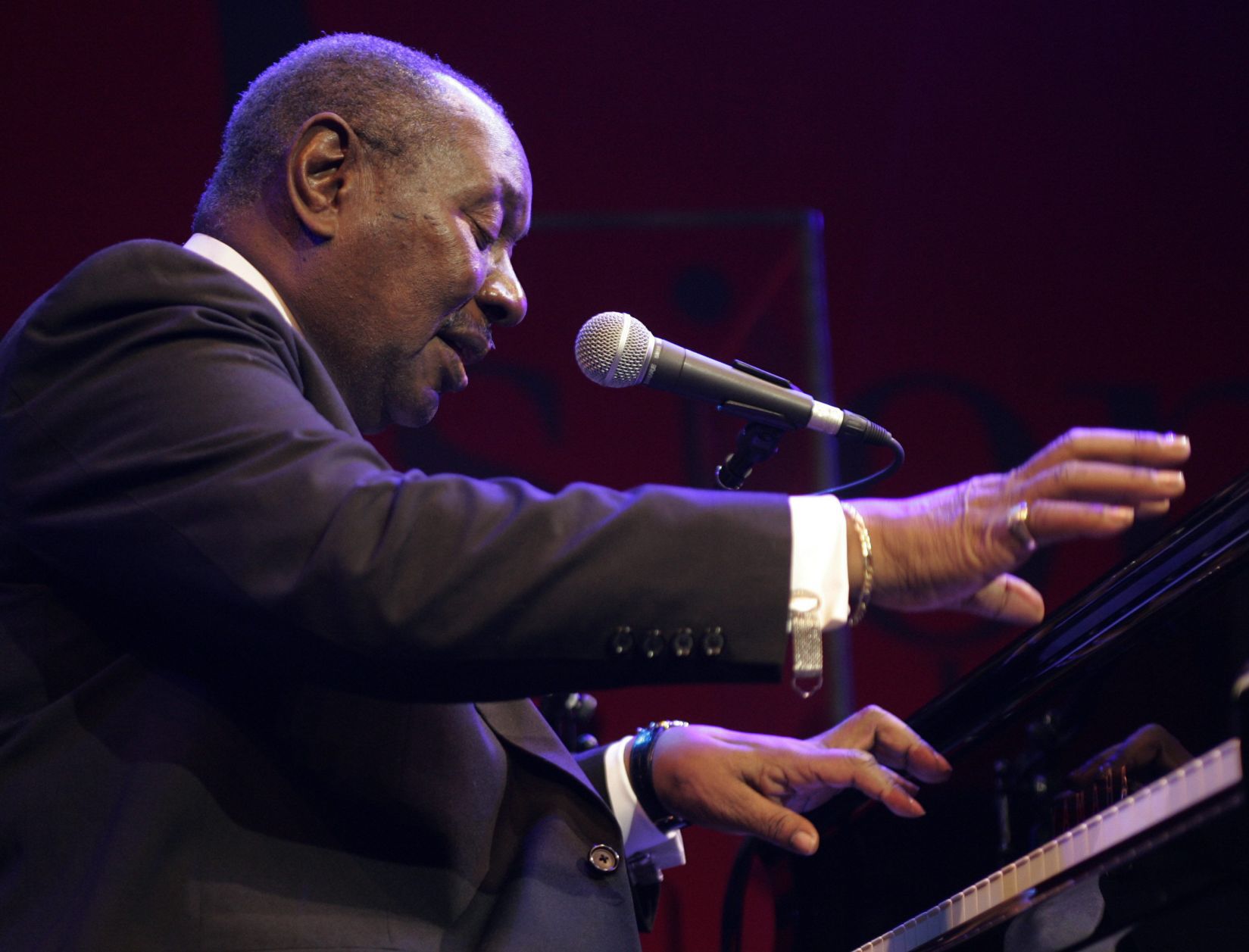 FREDDY COLE